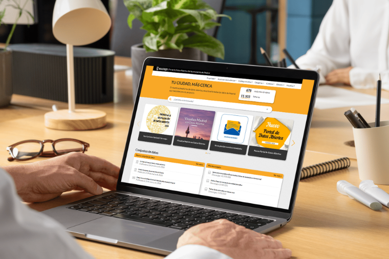 Ordenador portátil muestra el portal de datos abiertos del ayuntamiento de Madrid